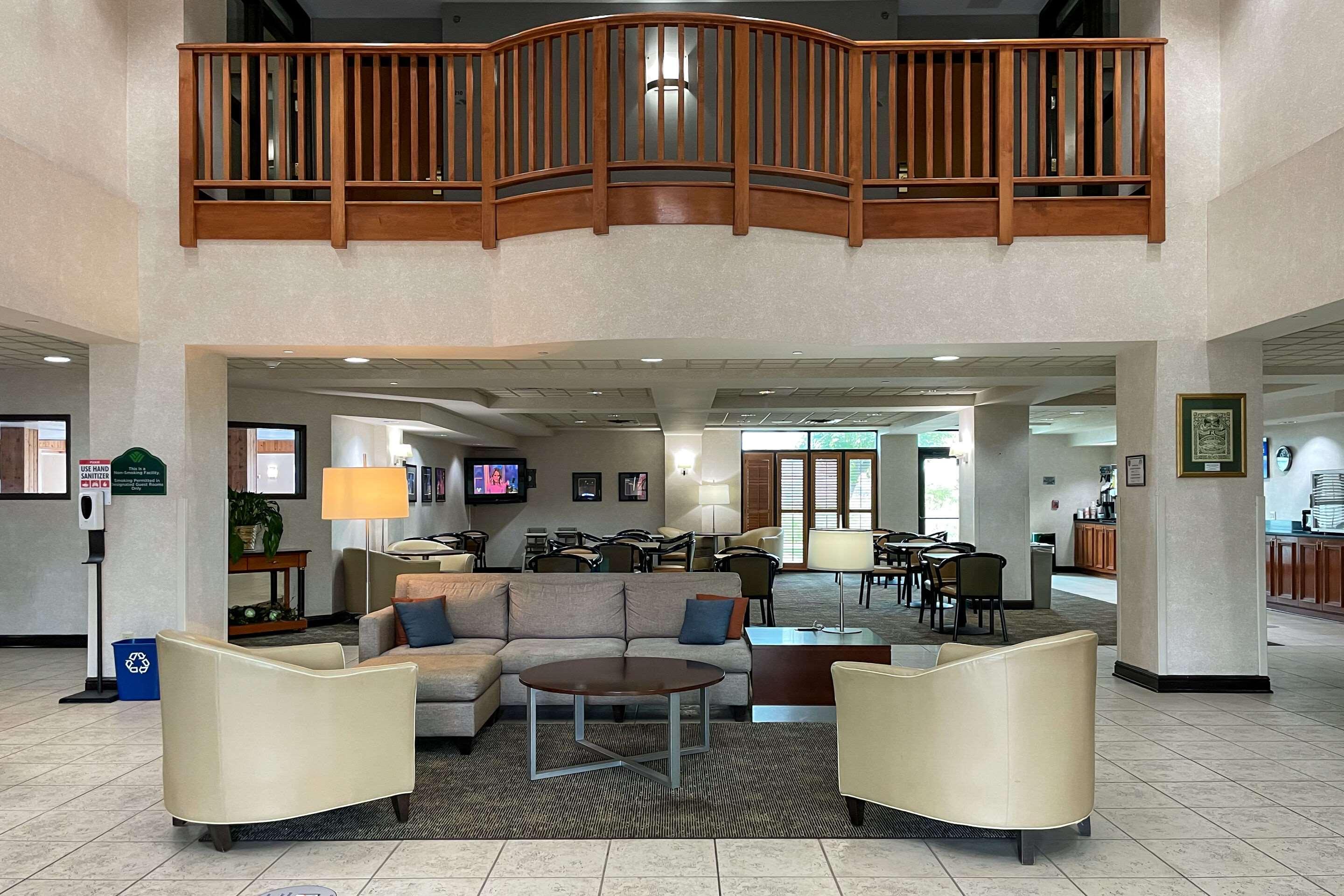 Comfort Inn & Suites Grand Blanc-Flint Exterior photo