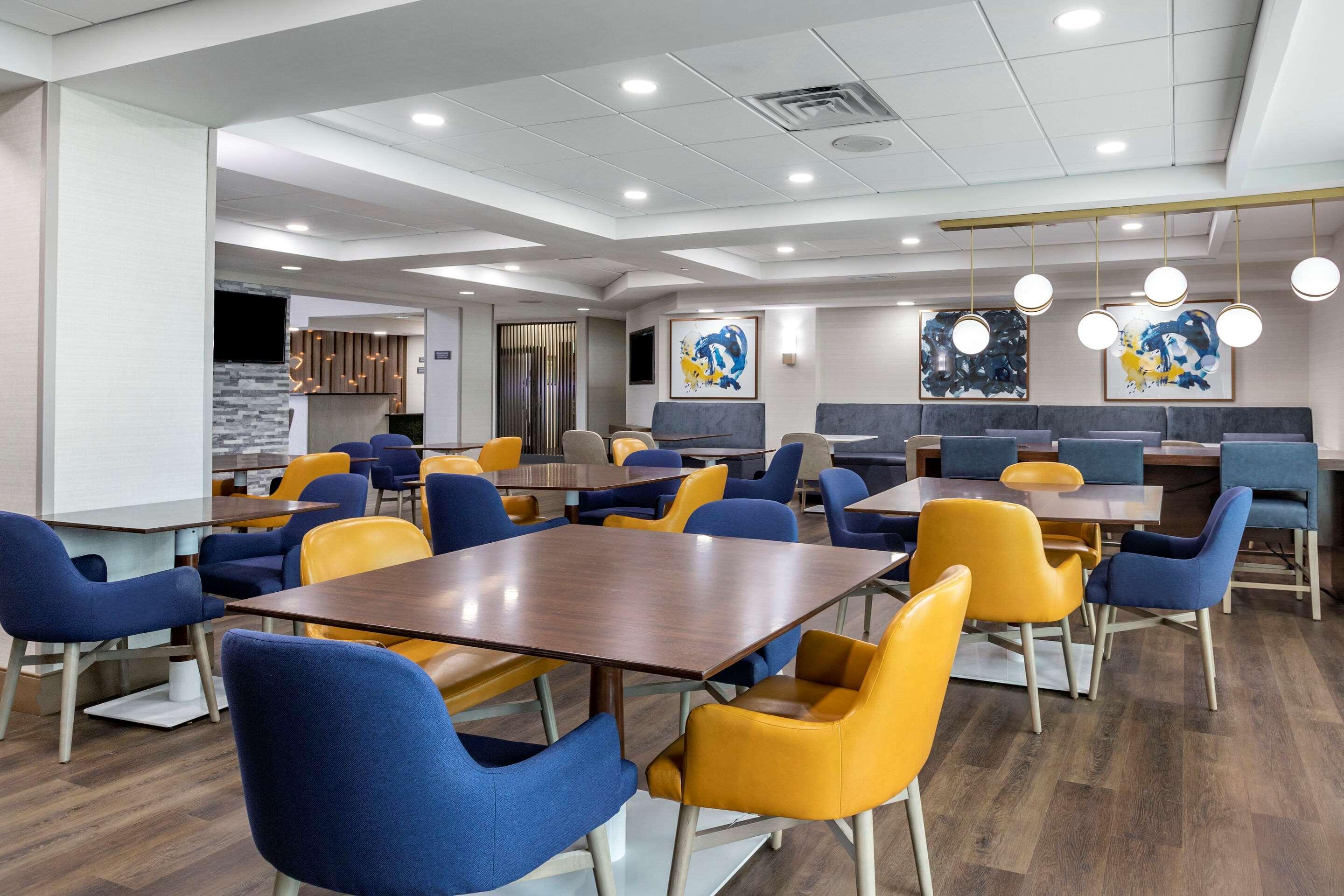 Comfort Inn & Suites Grand Blanc-Flint Exterior photo